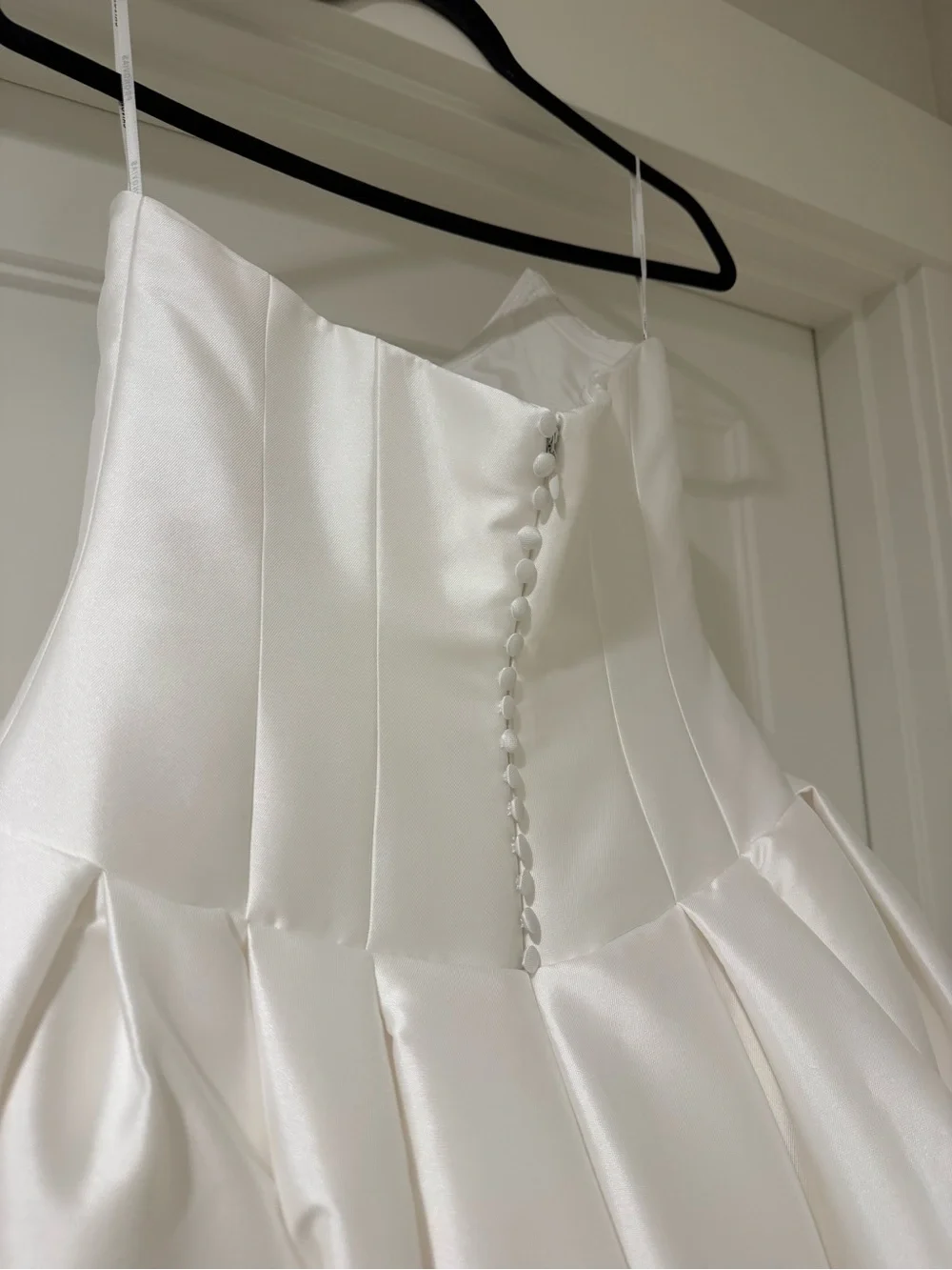 Pronovias White Wedding dress, cathedral veil & lace gloves